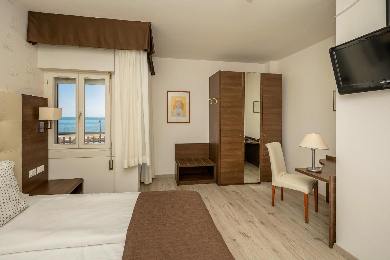 Hotel Adria sul Mare Caorle Exterior foto
